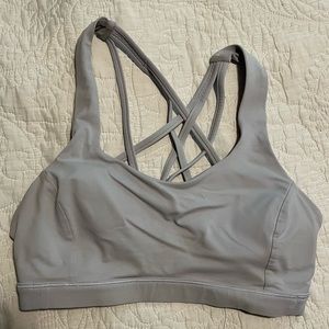 Lululemon free to be serene bra size 4, pale blue